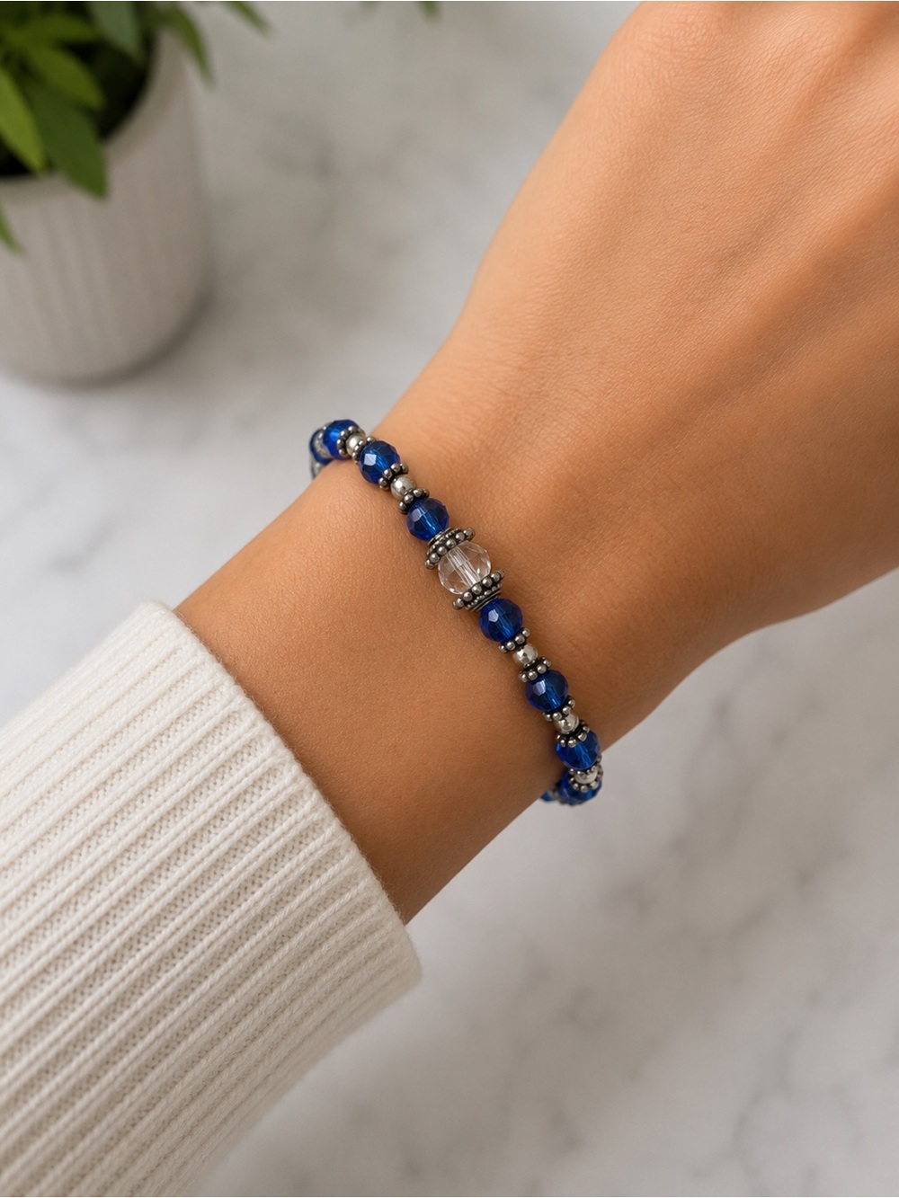 Vintage Brighton Elegant Blue and Silver Beaded Bracelet 7.25” Royal heart clasp